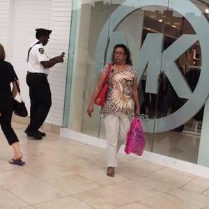 Meet your Posher, Eleanor