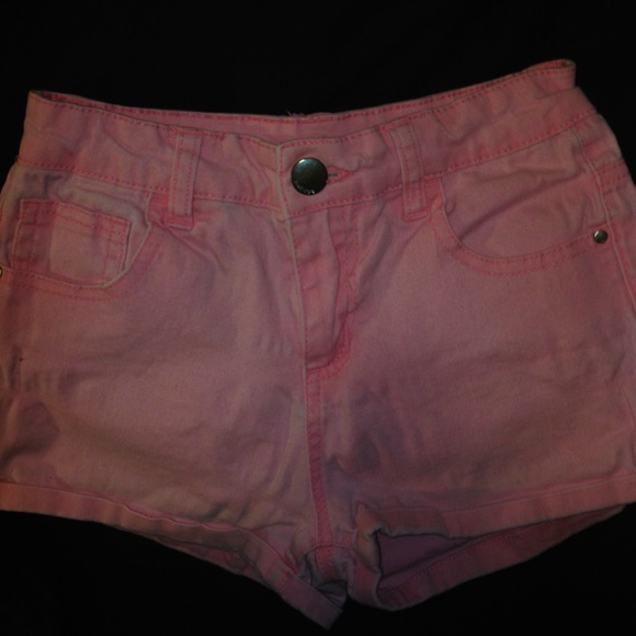 Refuge mini pink shorts