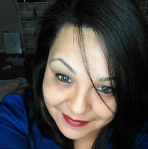 Meet your Posher, Christy