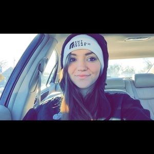 Meet your Posher, Savannah