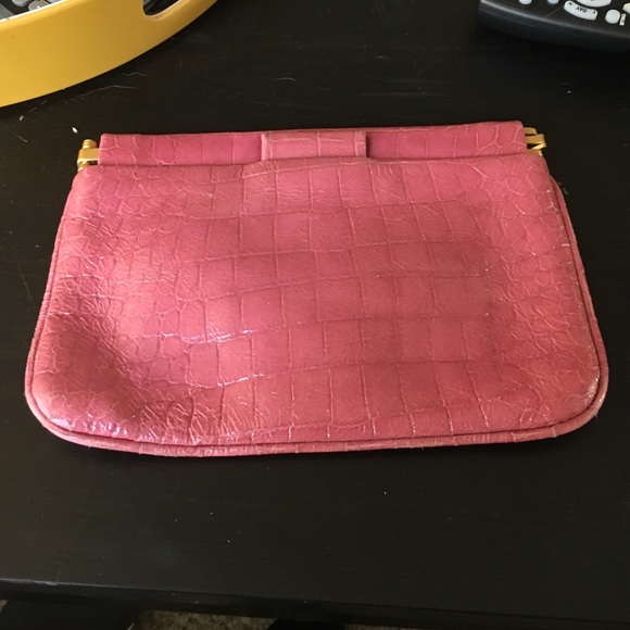 Miu Miu pink clutch. - Picture 3 of 4