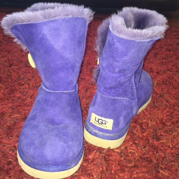 purple uggs
