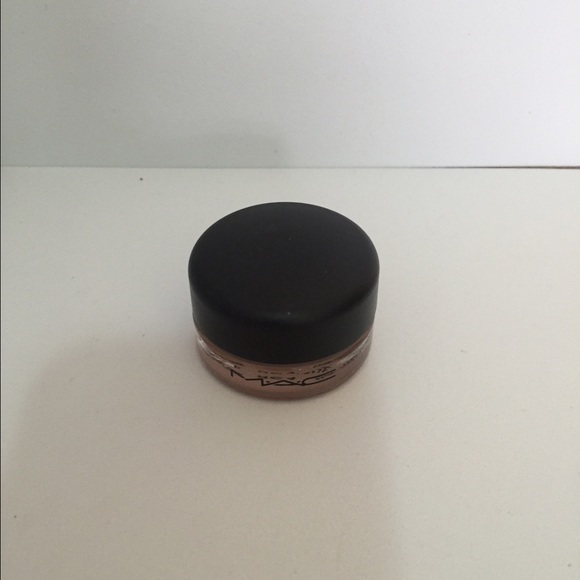 MAC Pro Longwear Eye Primer