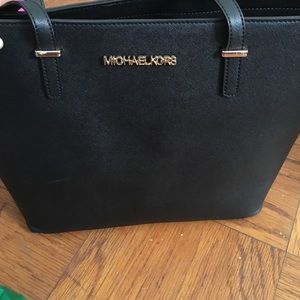 GREAT LARGE MK BAG !