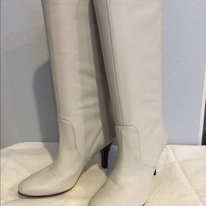 Preview pull on boot