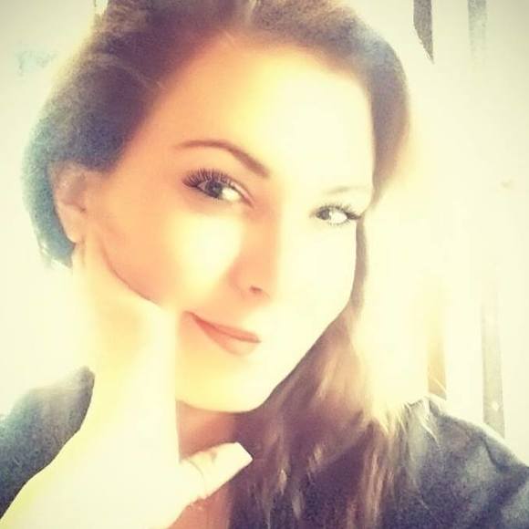 Meet your Posher, Lindsey - Picture 5 of 10