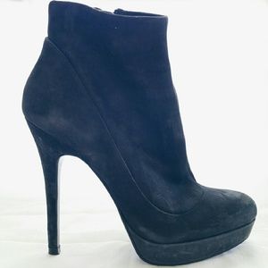 Final Price: Zara ankle booties