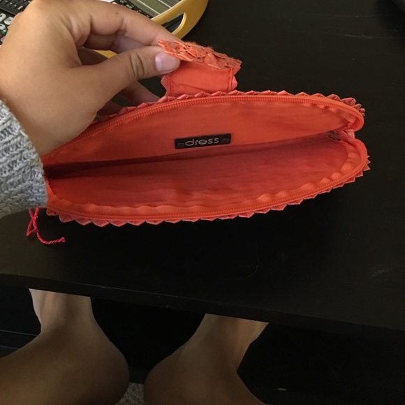 Orange straw clutch - Picture 3 of 4