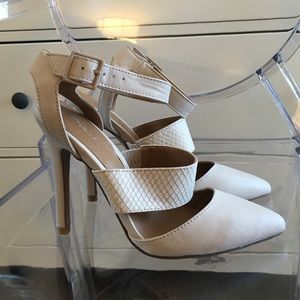 Qupid  nude strappy pumps