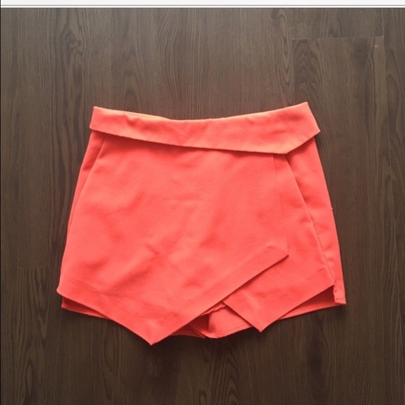 Coral envelope skort (skirt/shorts)