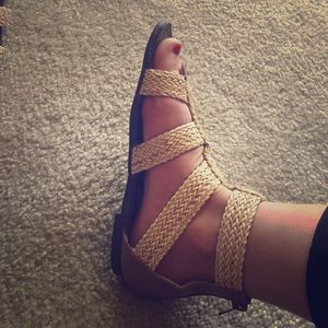 Steve Madden gladiators