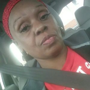 Meet your Posher, Nina