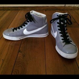 Women's Gray Leather Nikes