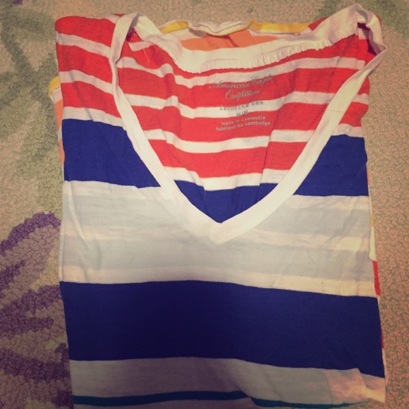 Striped AEO tee