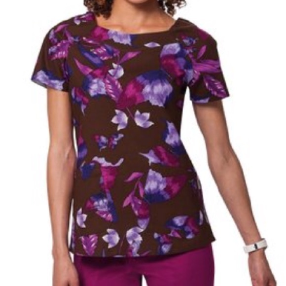 Koi Dina Scrub Top NWT