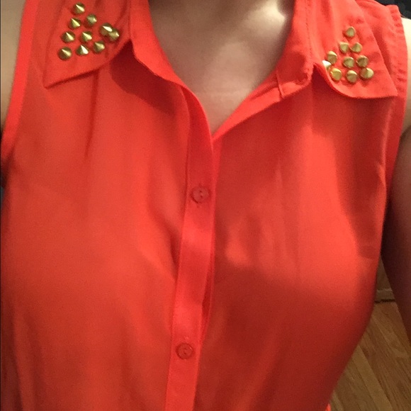 Orange top - Picture 4 of 4