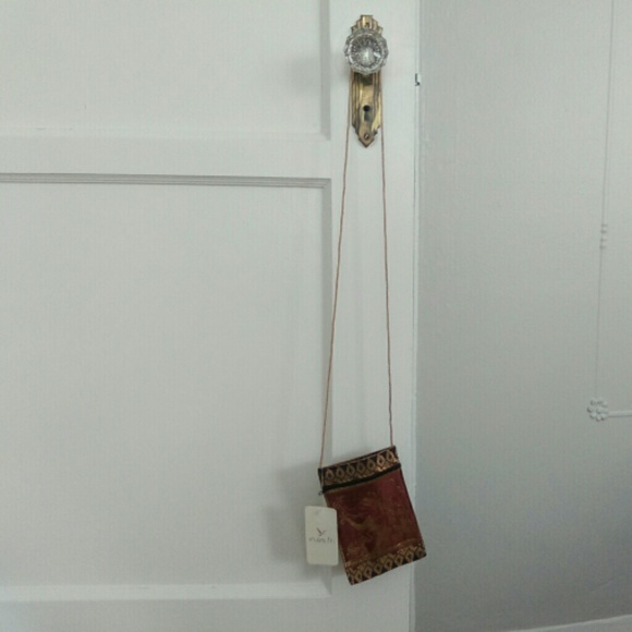 Indian Metallic Elephants Mini Purse - Picture 3 of 4