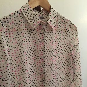 Uniqlo patterned button up