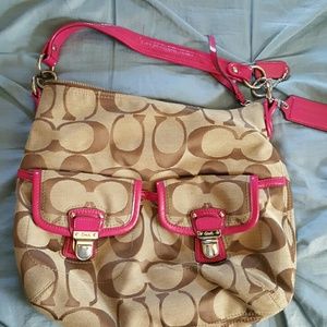 Coach purse used only a couple of times authentic