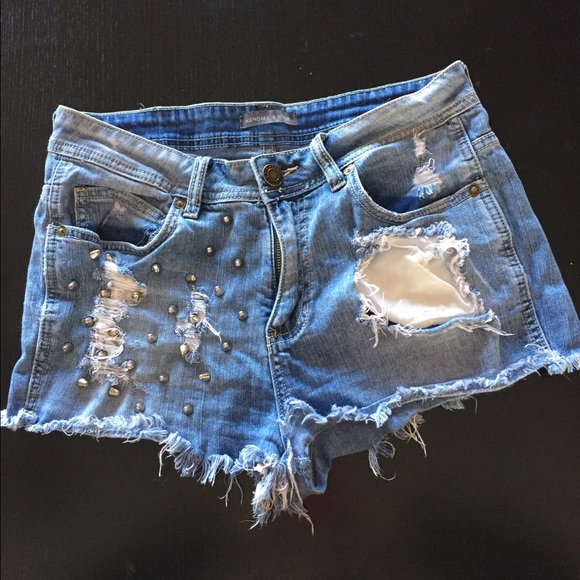 Kendall and Kylie shorts