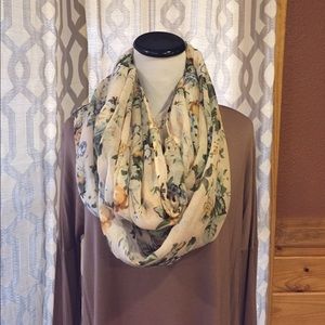 Ivory floral infinity scarf!