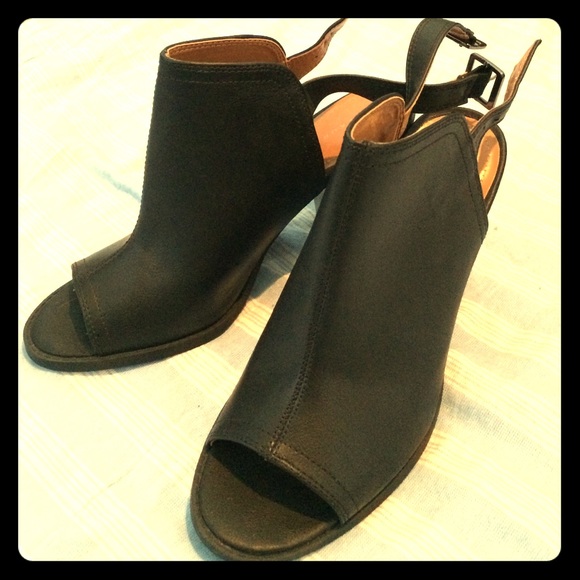 LC Lauren Conrad Shoes - Black Peep Toe Booties