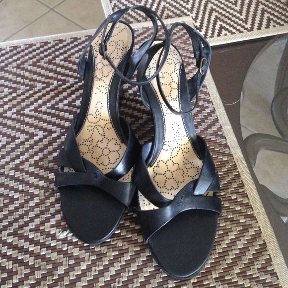 KENNETH COLE Reaction Wedge Sandals size 6.5.