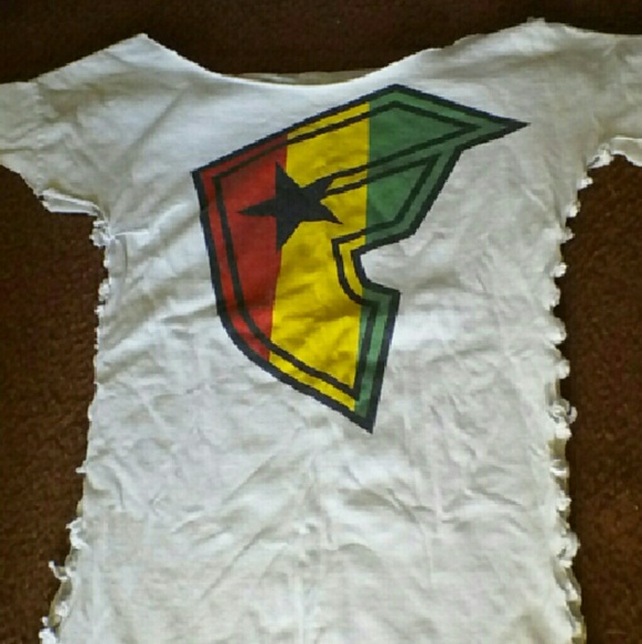 Famous stars and stripes tee