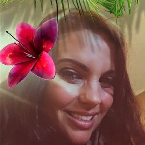 Meet your Posher, Carrie