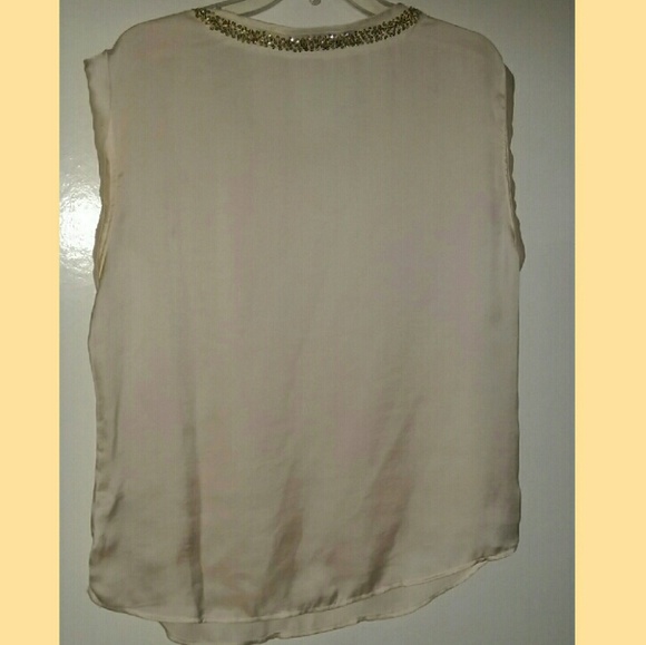 🚫 SOLD IN BUNDLE 🚫 Silky Champagne Blouse - Picture 2 of 4