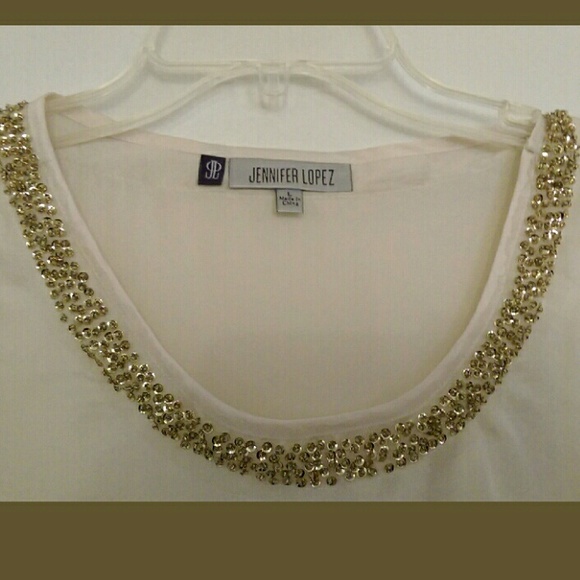 🚫 SOLD IN BUNDLE 🚫 Silky Champagne Blouse - Picture 3 of 4