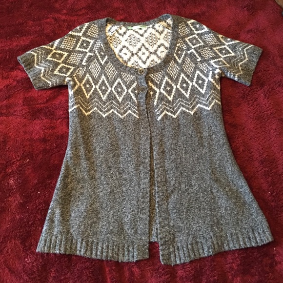 Short sleeve cardigan sweater