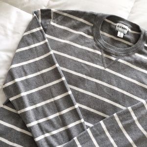 Forever 21 Sweaters - Striped Crewneck Forever 21 Sweaters - Striped Crewneck