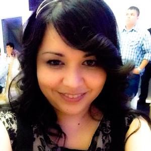 Meet your Posher, Cynthia lopez