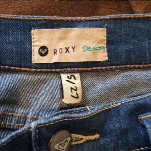 Roxy jean shorts size 5 - Picture 4 of 4