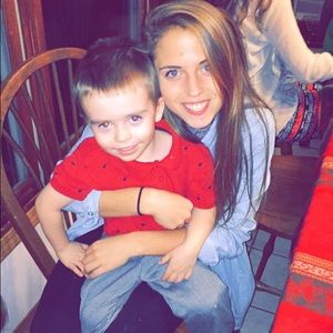 Meet your Posher, Angela