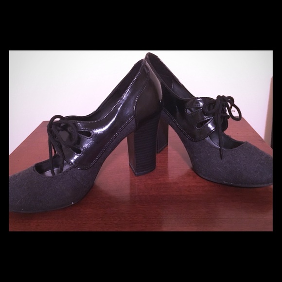 American Eagle tie-up heels