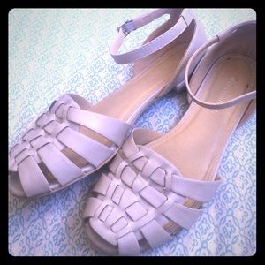 Cute Beige Woven Flats by City Classified