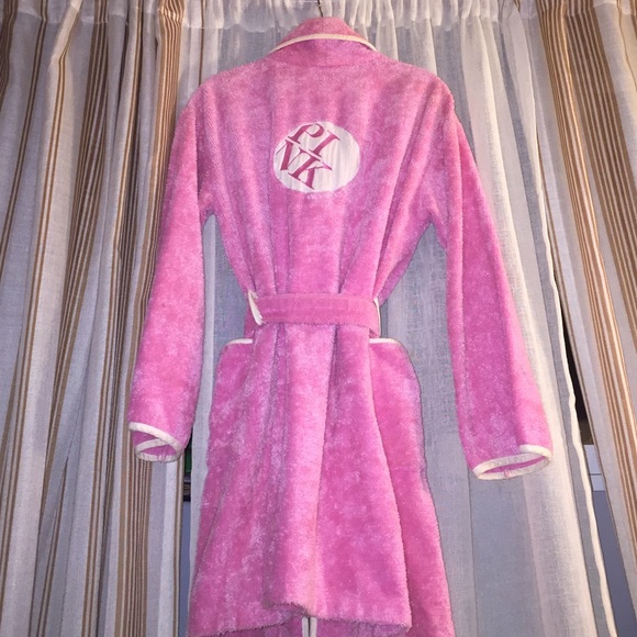 ❤️ Sold. Nice Victoria Secret robe - Picture 3 of 4