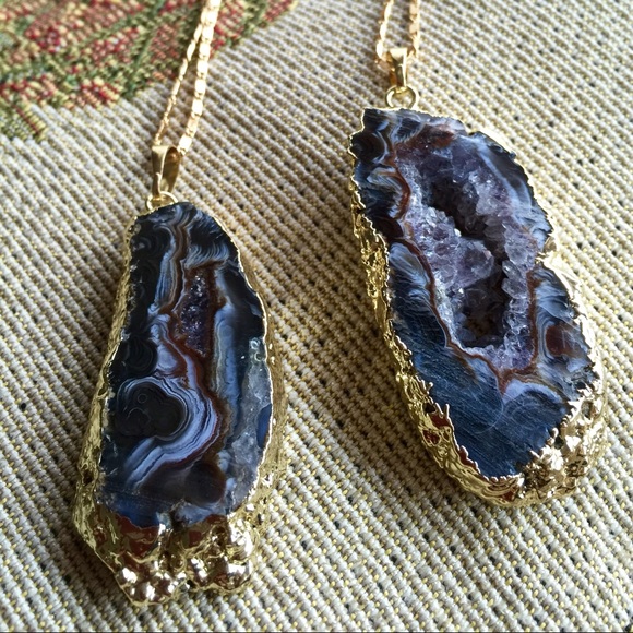 ❗️FINAL❗️🎉DOUBLE HP🎉 Druzy Pendant 18K GF Chain✨ - Picture 2 of 4