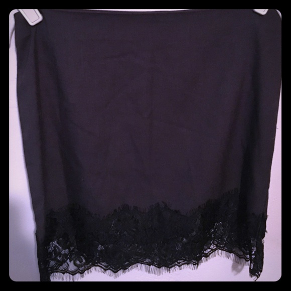 Black mini with lace. Brand new. - Picture 1 of 4