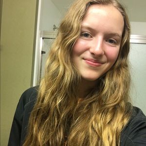 Meet your Posher, Kaylin