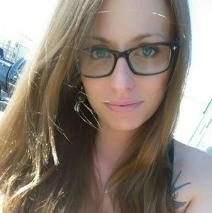 Meet your Posher, Tani