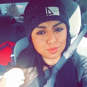 Meet your Posher, Monica