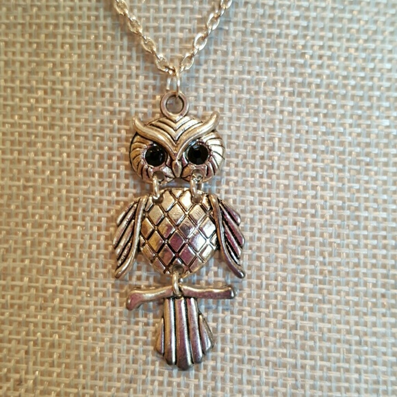 🆕 Owl necklace - Picture 2 of 4