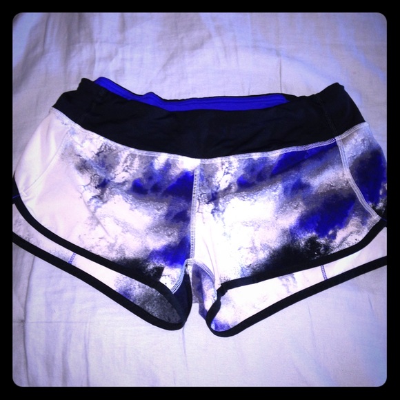 Lululemon Milky way Speed shorts.