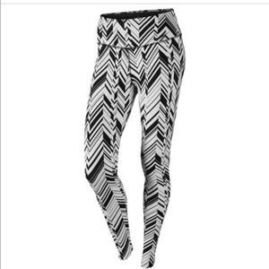 Nike pro legendary women's tights size s