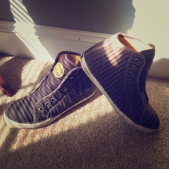 Ed Hardy laceless shoes