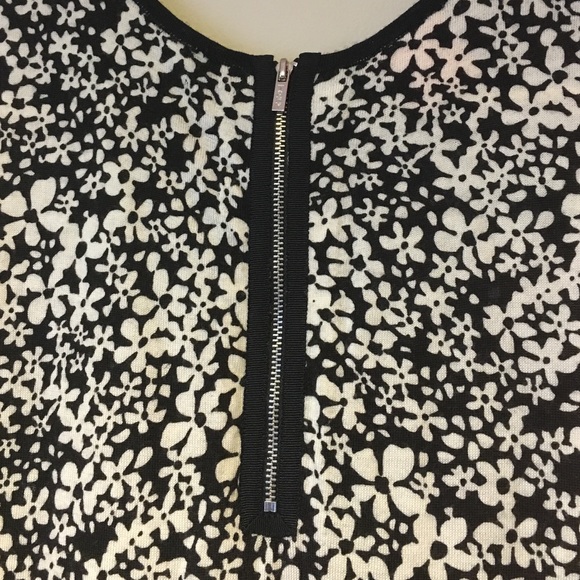 Sweater Tank - Picture 3 of 3