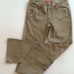 Unionbay boot cut khakis, Sz 3